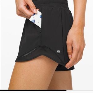 Lululemon hotty hot shorts 4”